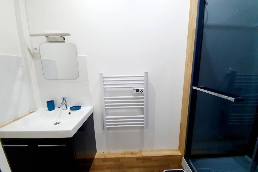 Appartement Lumineux Tout Confort De 33M2 Au Centre De Vannes Kültér fotó